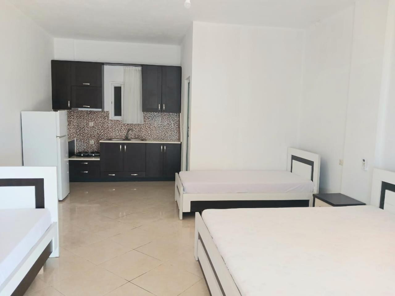 בורש Blerta Apartments מראה חיצוני תמונה