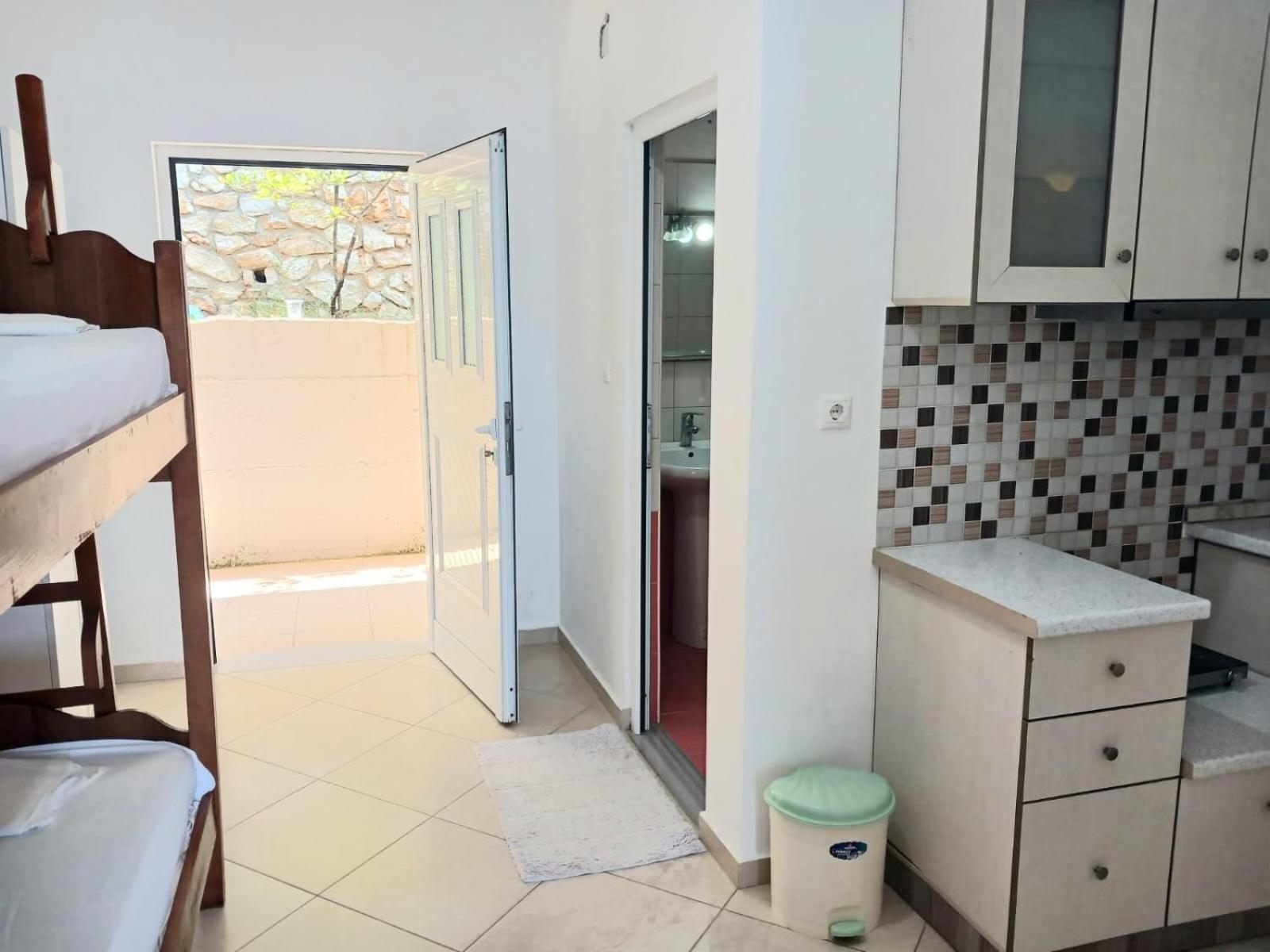 בורש Blerta Apartments מראה חיצוני תמונה