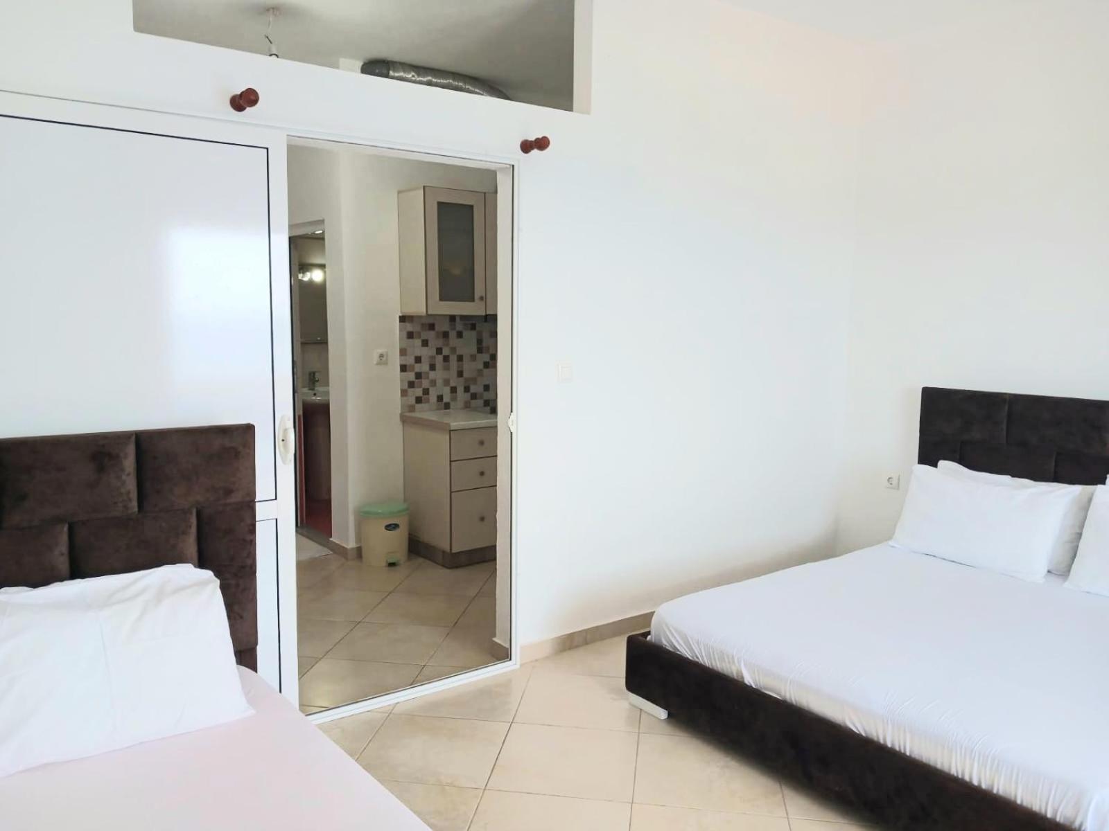 בורש Blerta Apartments מראה חיצוני תמונה